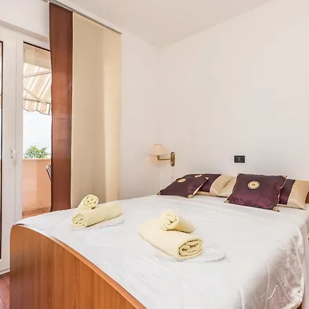 Apartment In Moscenicka Draga With Wifi Kraj (Istria)